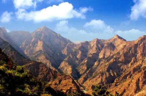 贺兰山在哪 贺兰山在什么地方 关于贺兰山的简介