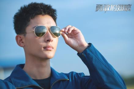 勇敢的翅膀（张晚意）