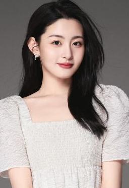 赵晴是怎么被选入去演戏的 赵晴简介资料