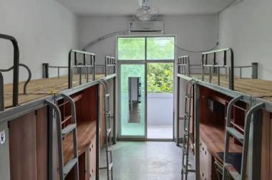 景德景德镇陶瓷技师学院宿舍条件如何？学院地址在哪里？