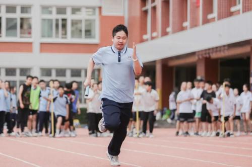 初二学生保送清华本硕博连读