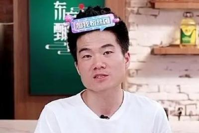 董宇辉回应被指江郎才尽从容称,至少肯定了他的过去!